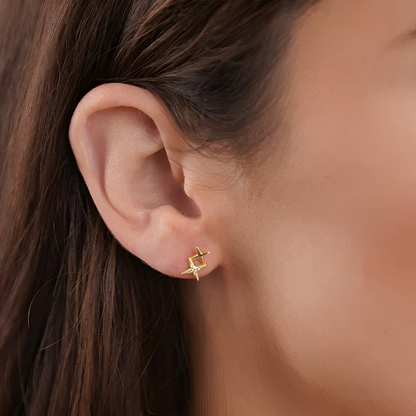 Iya – Boucles d'Oreilles Étoile en Or avec Cubic Zirconia