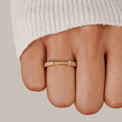 Yassi – Bague Nacre et Cristaux Éblouissants