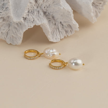 Wella - Créoles Dorées avec Perles et Zirconium