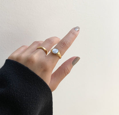 Isabelle – Bague Fritillaire en Coquillage Blanc
