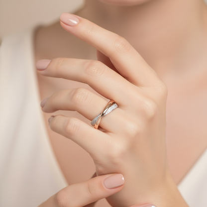 Clara – Bague Tressée Argent Vintage avec Zirconium
