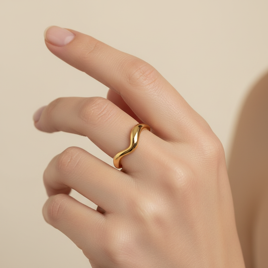 Naira – Bague Vague d’Eau Sculpturale