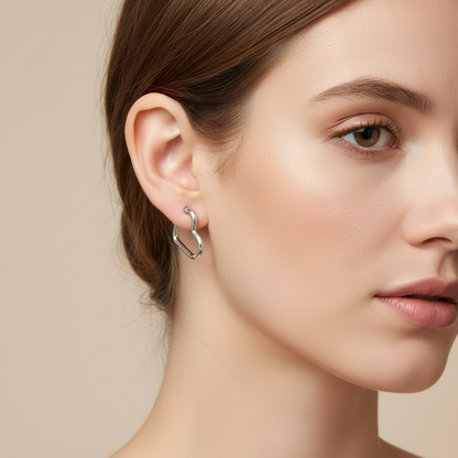 Brianna – Boucles d’Oreilles Cœur Argentées