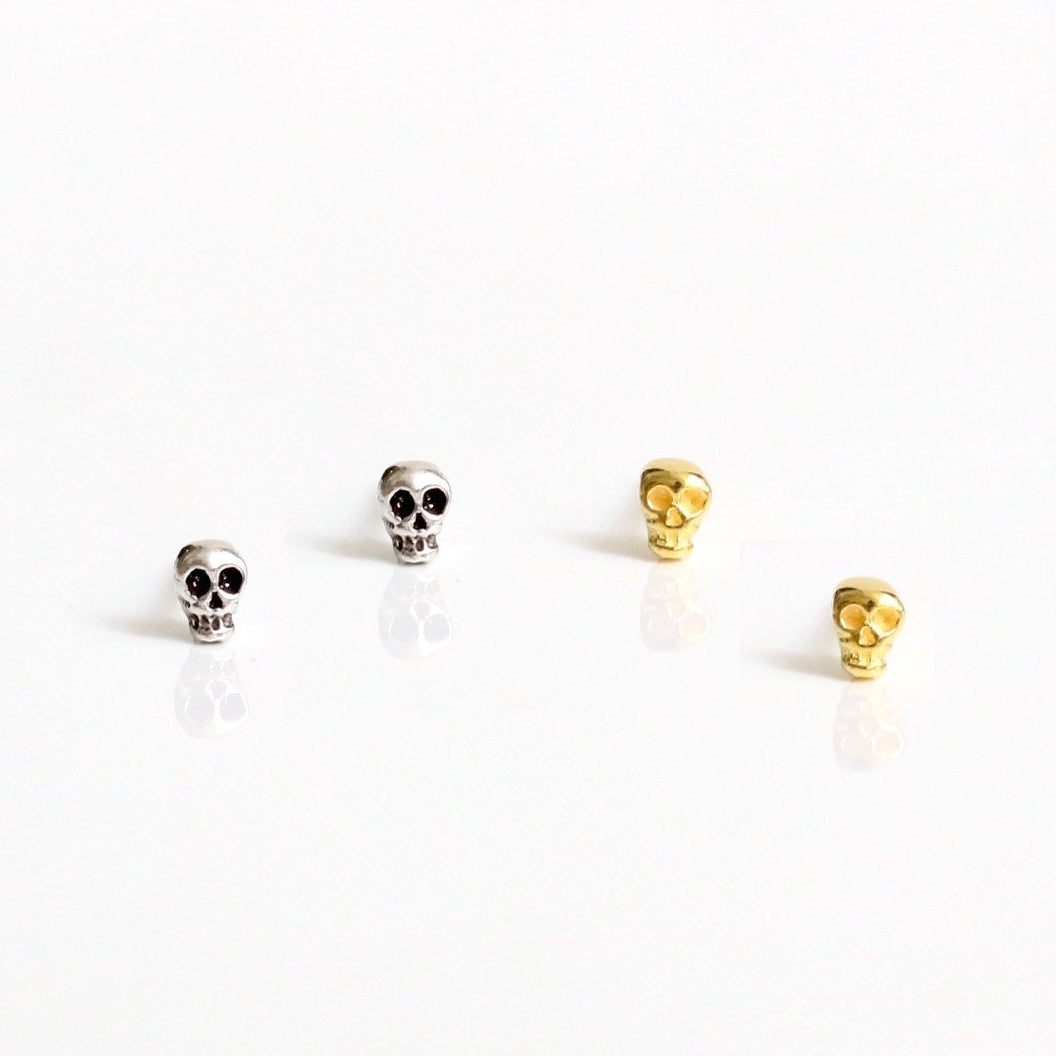 Reem - Boucles d'oreilles Clous Petit Crâne