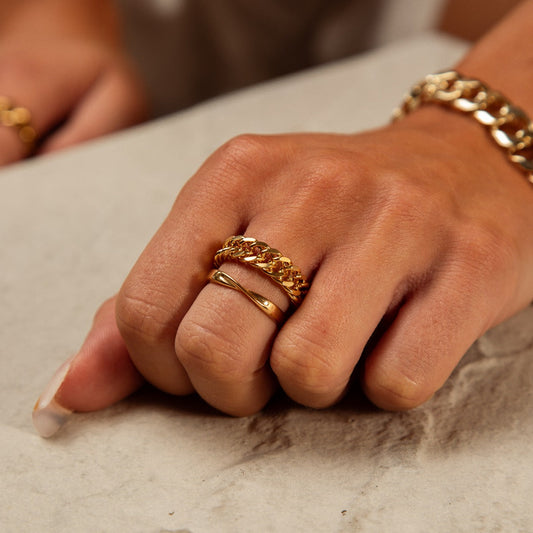 Clara – Bague Chaîne Gourmette Dorée