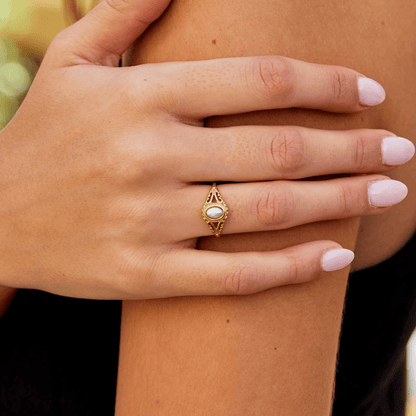 Ophelia – Bague Vintage Royale à Perle