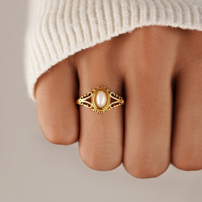 Ophelia – Bague Vintage Royale à Perle