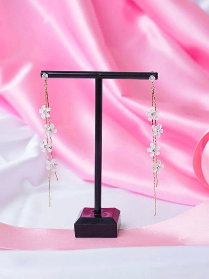 Boucles d'oreilles Fleurs Blanches et Fils Dorés